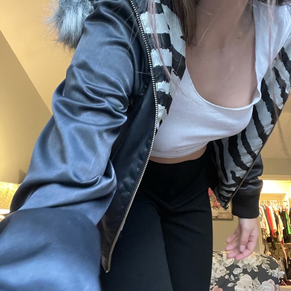 Zebra Jacket - Picture 3 of 5